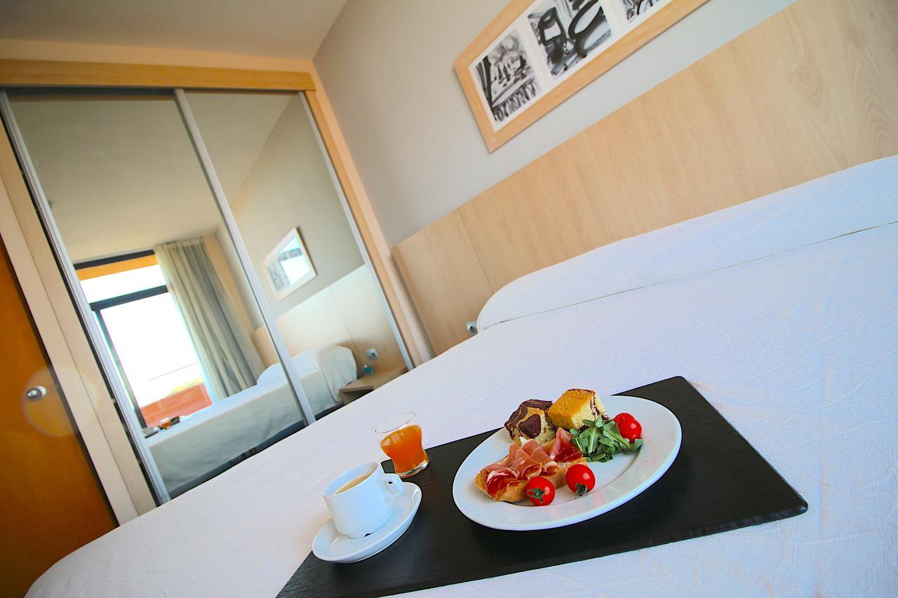 Advise Reina Aparthotel 4*
