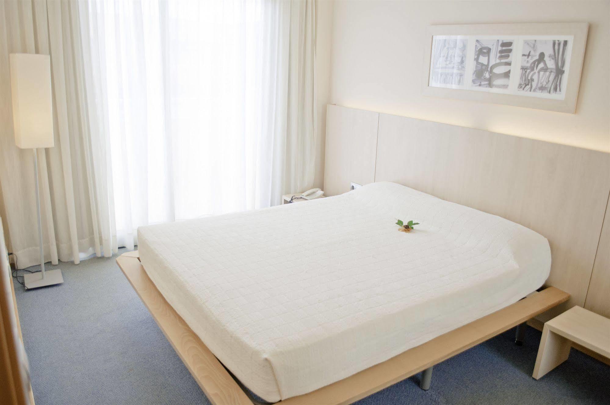 Aparthotel Advise Reina Vera